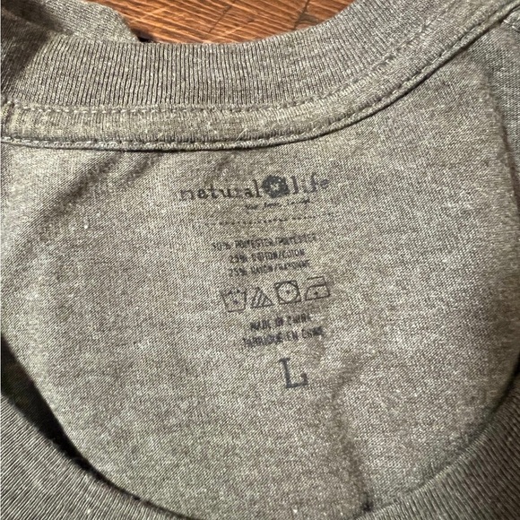 Women’s T-shirt bundle - Picture 3 of 12